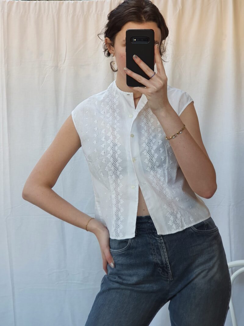 white sleevless cotton top, vintage fashion