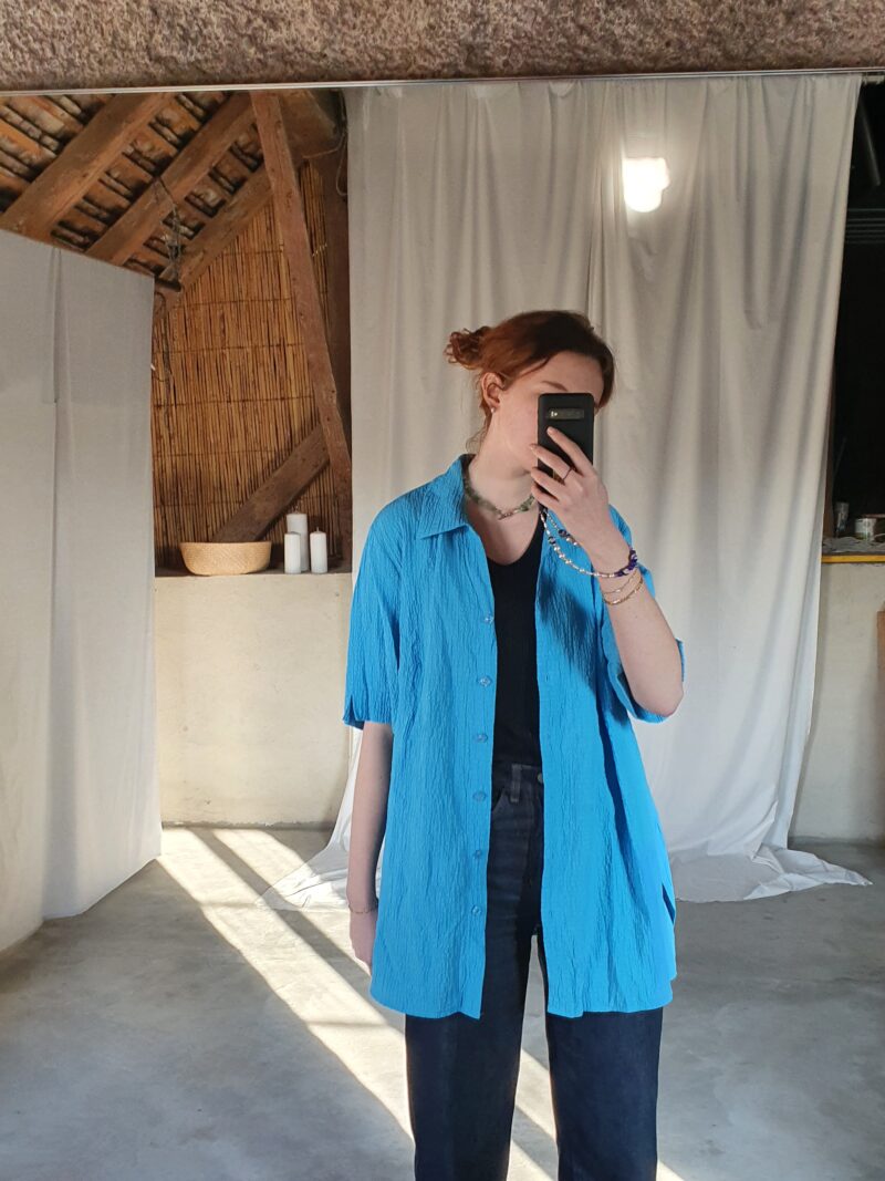 long wrinkled sky blue shirt, vintage fashion