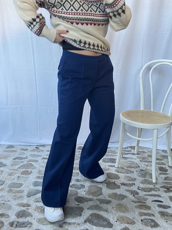 deep blue flared trousers, vintage fashion