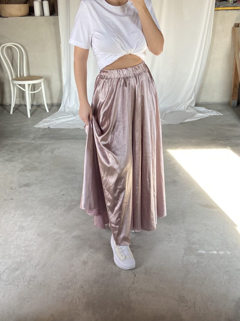 super wide blushed pink trousers, vintage fashion